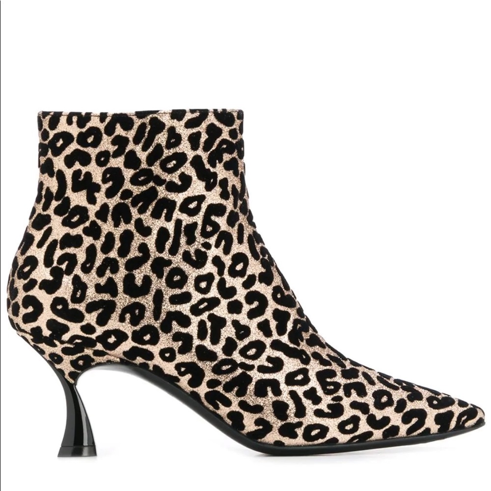 CASADEI Thypno Leopard Ankle Boots, Rare, 100% AUTHENTIC, Never Worn, Size 7.5